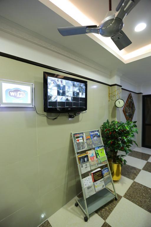 Season 4 Residences - Teynampet Near Apollo Hospital ,Balaji Dental, Us Consulate Chennai Exterior foto